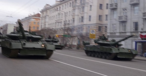 russian tanks enter ukraine