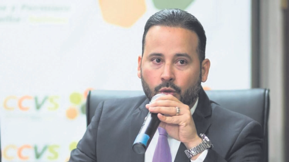 Juez detiene el proceso de liquidación de $399,000 al alcalde saliente de Villalba.